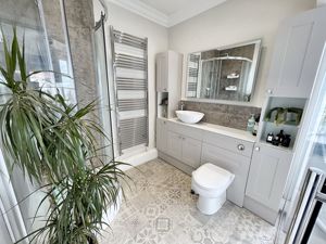 Photo 31- click for photo gallery